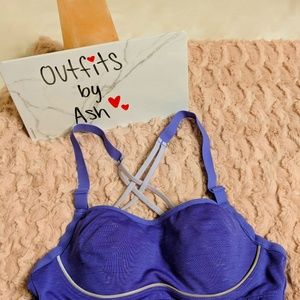 Victoria's Secret VSX Sports Bra Size 32B